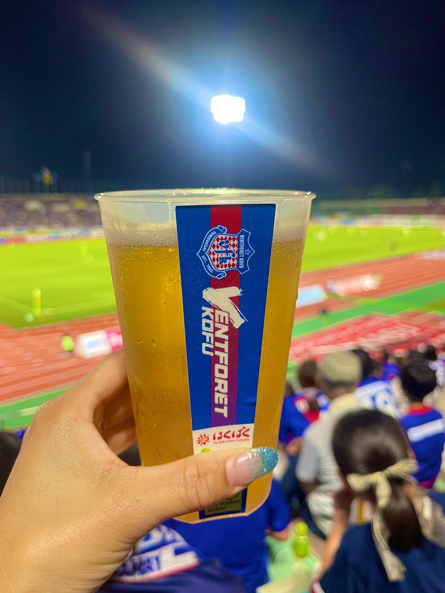 blueblueblue85's tweet photo. 今日はここから♡

#ヴァンフォーレ甲府
#vfk https://t.co/TdEI2WCsMy