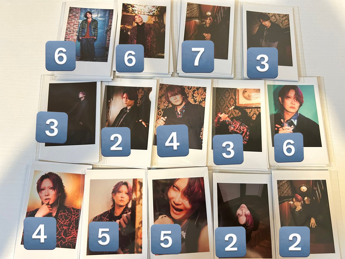 bap_torihikiaka's tweet image. 【あらき　グッズ　交換】

チェキ風コレクション

譲：1枚目
求：2枚目

Helixでの現地交換希望※福岡以外
複数枚のお取引の場合、郵送も検討いたします🙇‍♀️
お気軽にお声がけください!