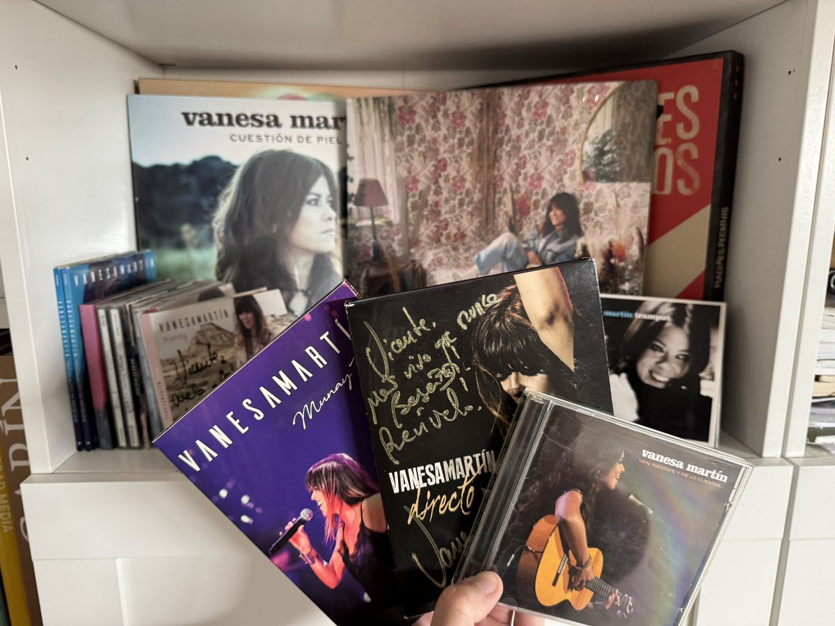Viendo esto… yo creo que este discazo #CasaMía se merece que tengamos un DVD en directo 🥺
¿Qué nos dices, <a href="/vanesamartin_/">Vanesa Martin</a> ? Dale una vueltecilla 😂