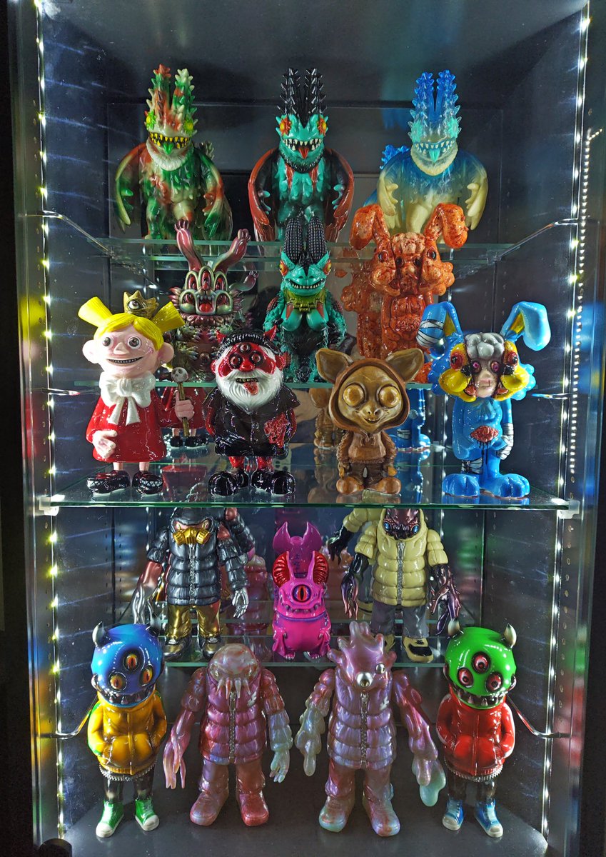 ソフビコレクション①【黒】 好きなものを集めて飾って眺めて癒されて