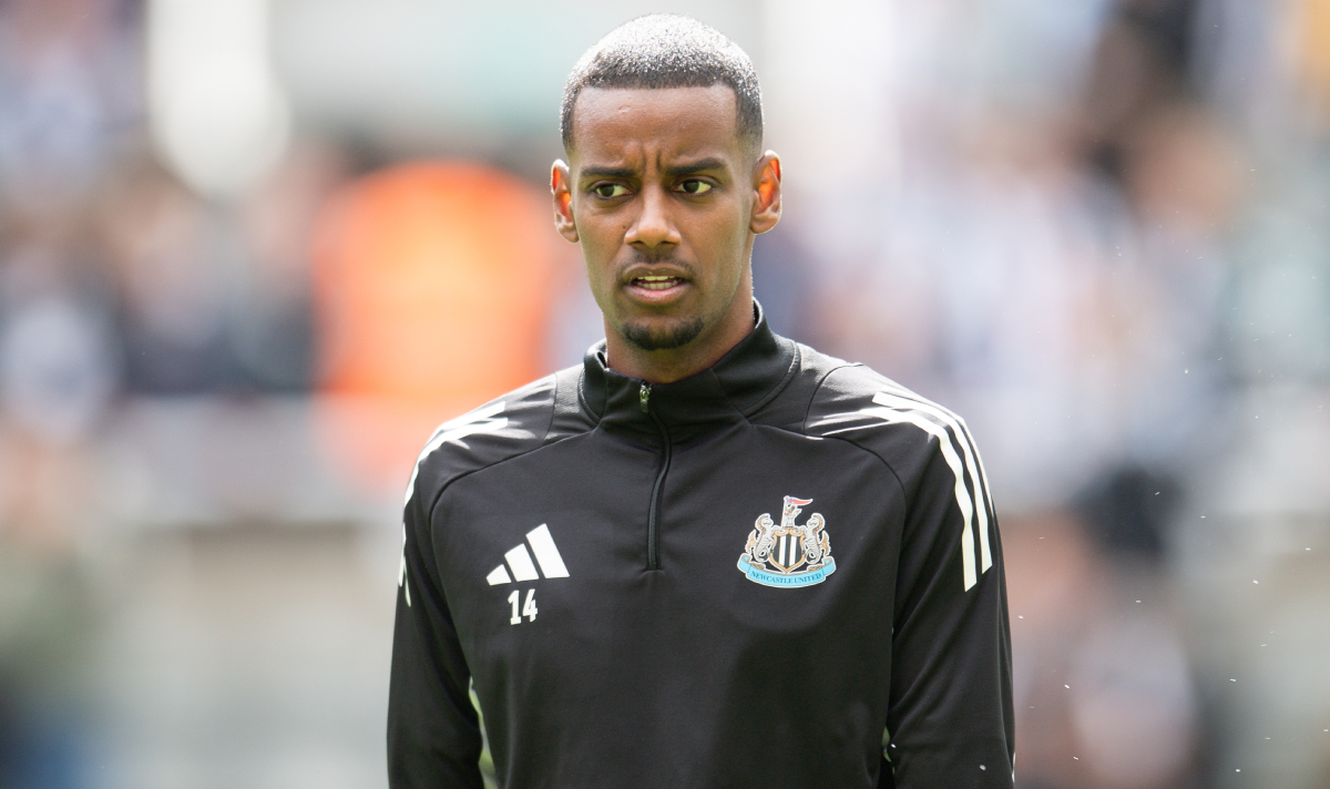 Newcastle fans develop theory that Liverpool are trying to lure Alexander