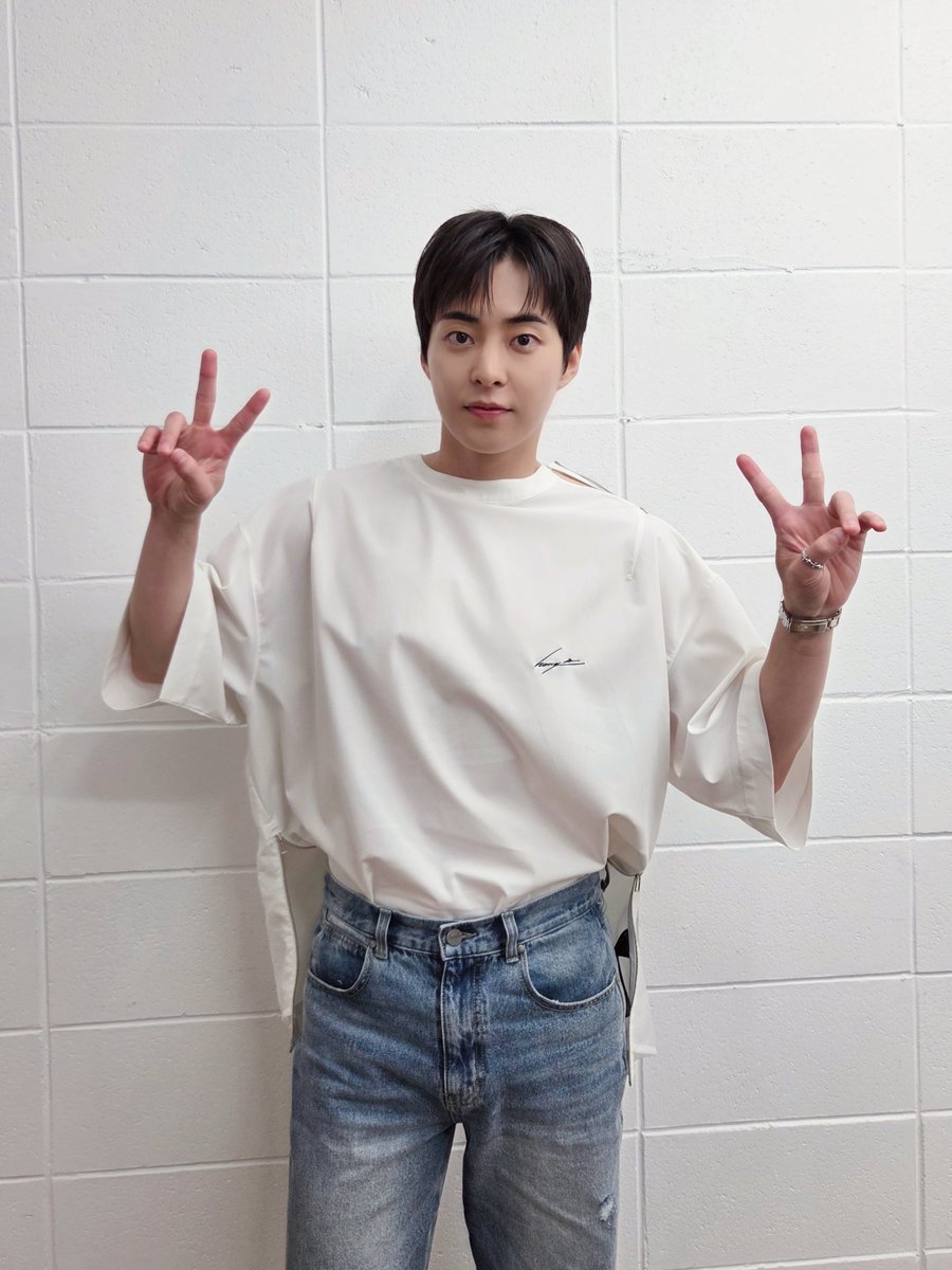 2025.08.17 fanplee &amp; YIZHIYU
Fan Event &amp; Video call Event 💙

새롭게 진행해 본 네컷 포토회📸와 인형 만들기🧸 ! 오랜만에 영상통화로 만난 엑소엘도 반가웠어요🫶 남은 주말 즐겁게 보내요😋🎶

#시우민 #XIUMIN #InterviewX #WHEE