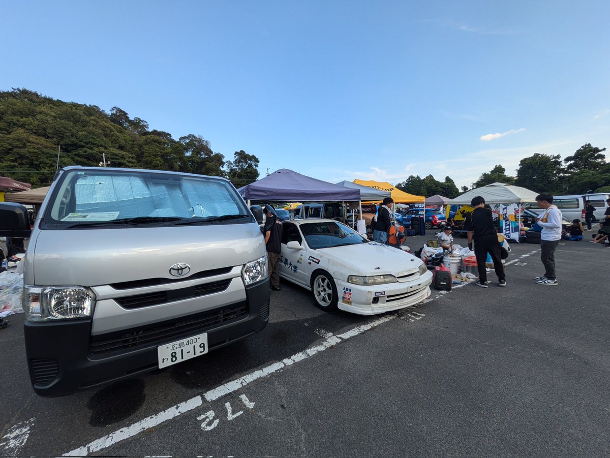 HITMC_509's tweet photo. 2025年度 全日本ジムカーナ選手権大会
無事終了しました。
結果は、団体で12位となりました。
途中でミッションの中の何かがはそんし、ミッションの交換をする自体になりました。ですが、部員みんなで力を合わせて全力で取り組み、2時間半で作業を終わらせることが出来ました。 https://t.co/dEKrrFIvfR