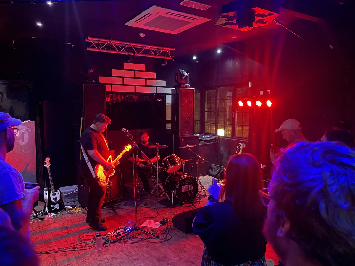 1987tilpresent tweet media