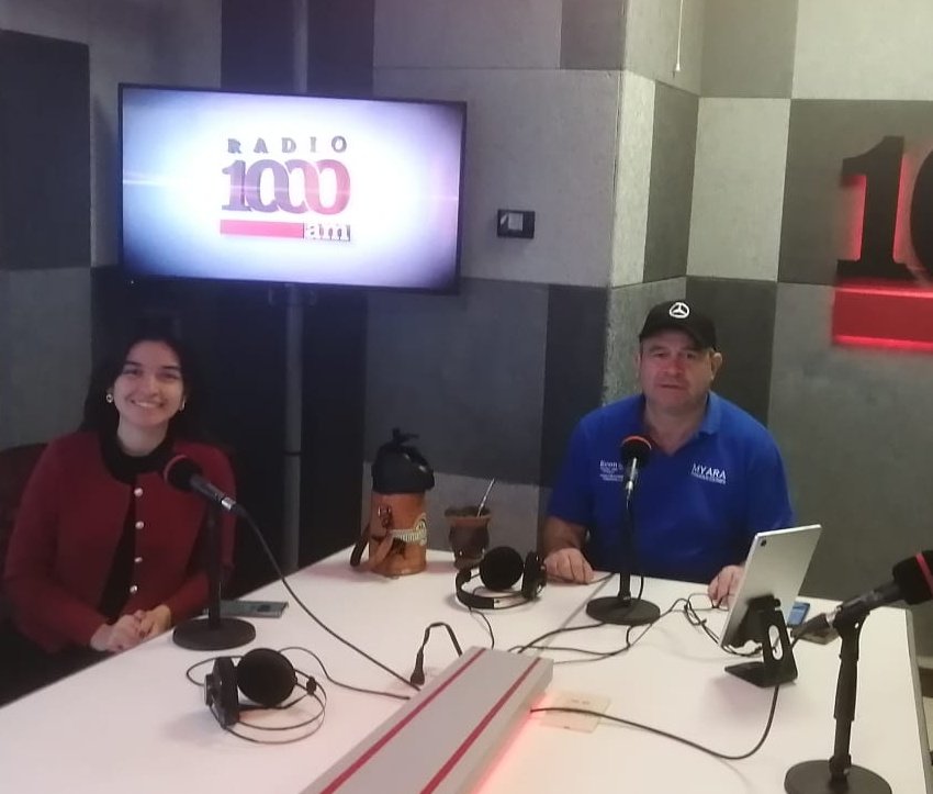 Horacio Enciso (@encisohoracio) on Twitter photo Buenos días. Iniciamos Instante político y económico por <a href="/1000_am/">Radio 1000 AM</a> <a href="/1000noticiaspy/">1000 Noticias</a> con <a href="/sant_visual/">Sonia Santacruz</a>. Vamos hasta las 10. Buenos días. Iniciamos Instante político y económico por <a href="/1000_am/">Radio 1000 AM</a> <a href="/1000noticiaspy/">1000 Noticias</a> con <a href="/sant_visual/">Sonia Santacruz</a>. Vamos hasta las 10.
