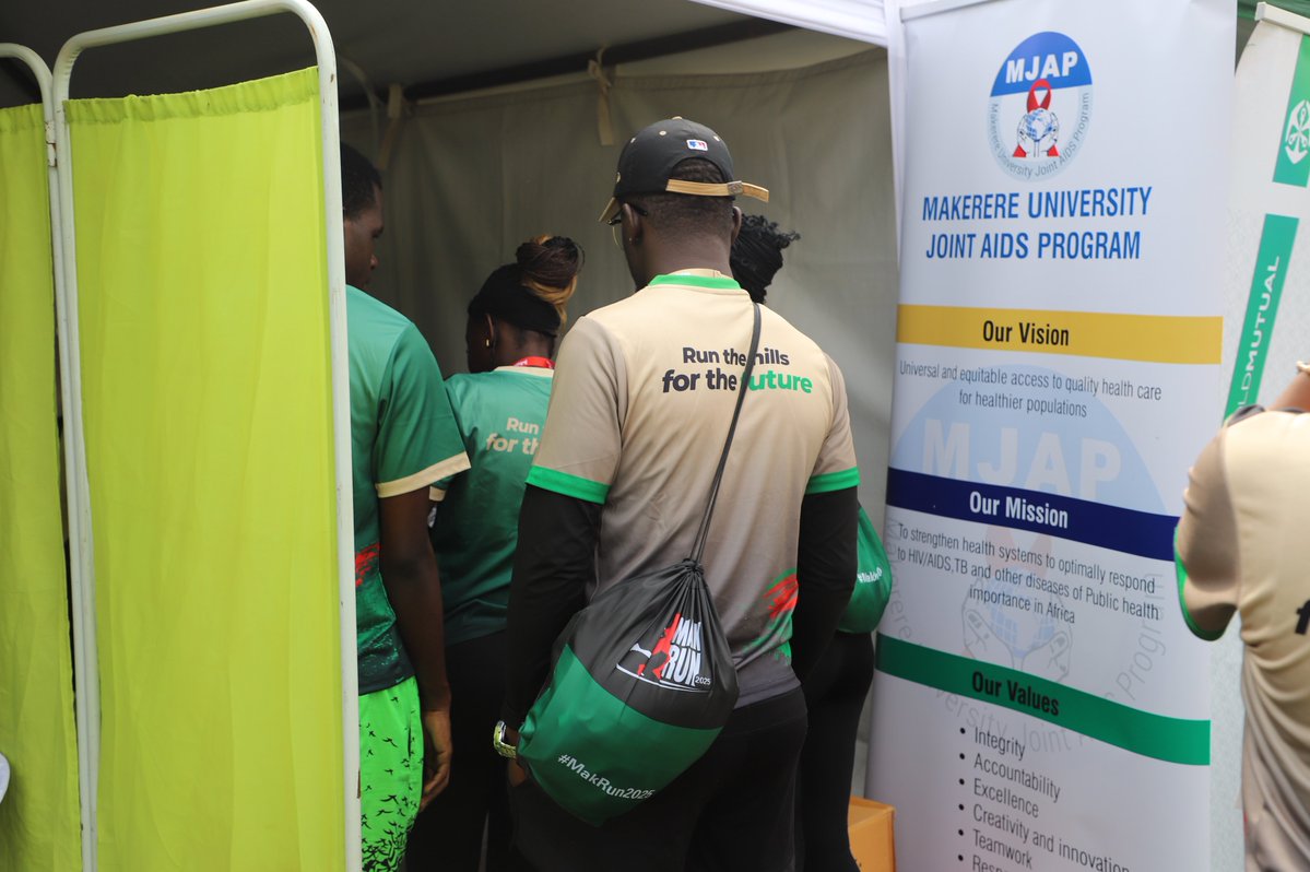 Makerere University Joint AIDS Program (@mjapug) on Twitter photo We have also contributed to the fight against HIV/AIDS, providing over 500 HIV self-testing kits to runners. HIV self-testing is a simple, discreet, and convenient way to know your HIV status.#MakRun2025
<a href="/MinofHealthUG/">Ministry of Health- Uganda</a>
<a href="/MakRun_Ug/">Makerere University Marathon</a>
<a href="/Makerere/">Makerere University</a> We have also contributed to the fight against HIV/AIDS, providing over 500 HIV self-testing kits to runners. HIV self-testing is a simple, discreet, and convenient way to know your HIV status.#MakRun2025
<a href="/MinofHealthUG/">Ministry of Health- Uganda</a>
<a href="/MakRun_Ug/">Makerere University Marathon</a>
<a href="/Makerere/">Makerere University</a>