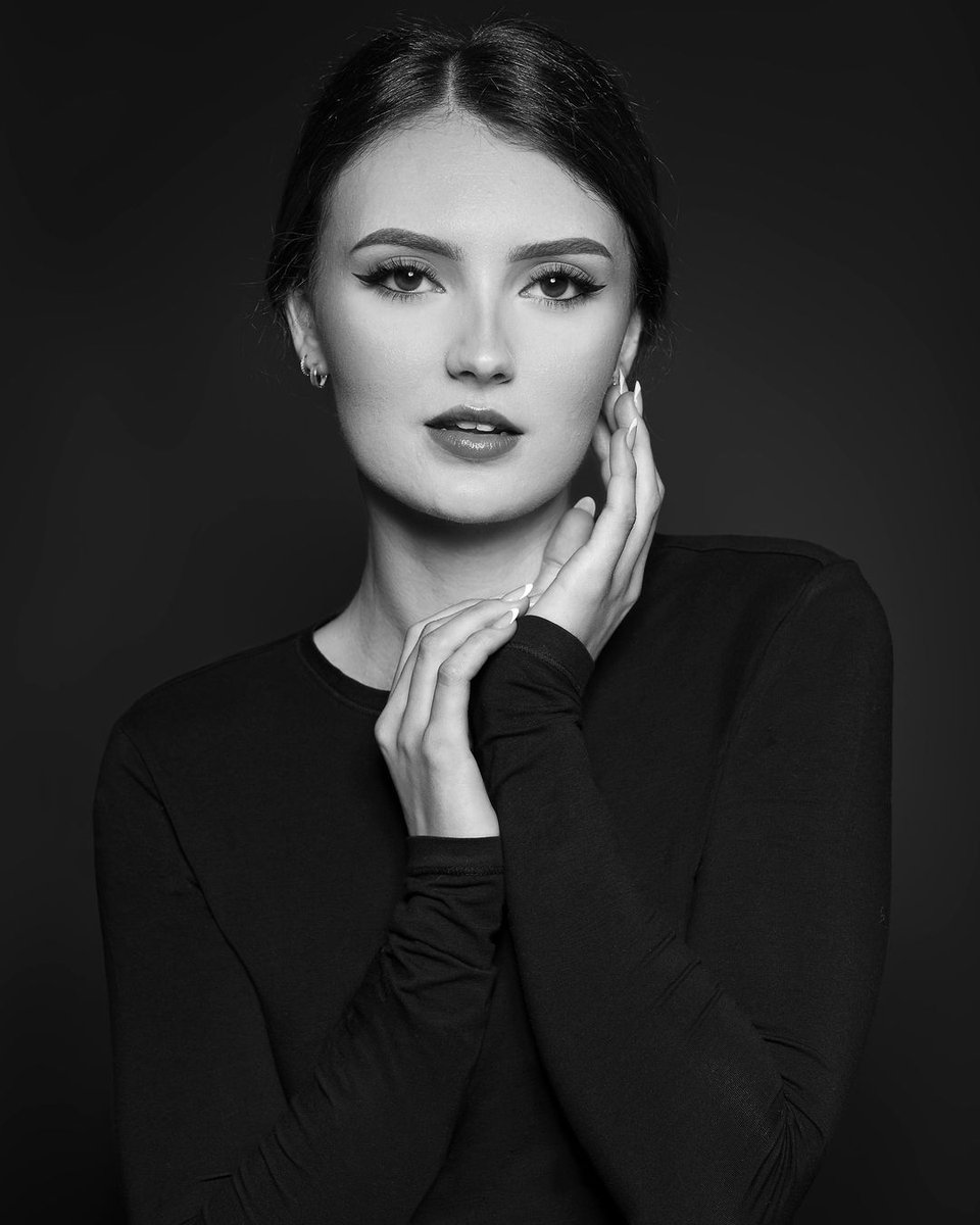 #photographer: Macod Photography
#model: Chloe Genney
Link to image: buff.ly/dr01Pdk