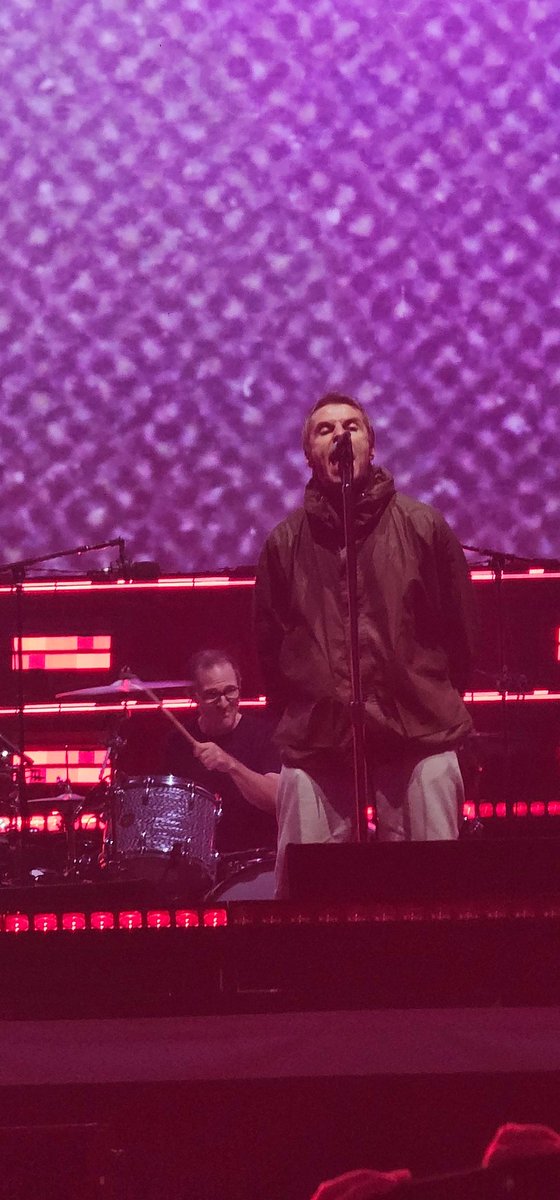 Well that was worth the 16yr wait. Unreal!! Welcome home #OasisLive25 #CrokePark