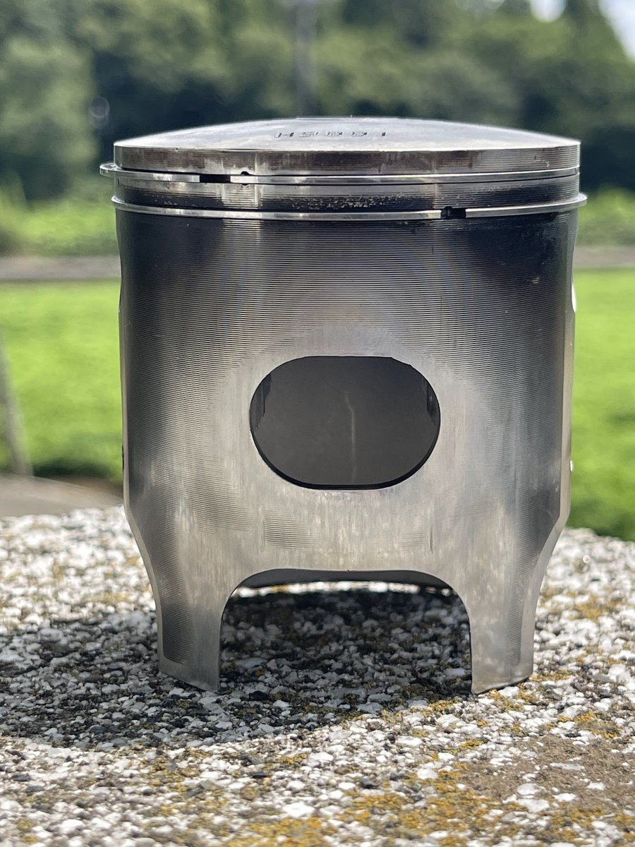 db601's tweet image. WISECO 鍛造ピストン使用約 180 時間 ( リング交換 1 回 ) #WISECO #RMArmy