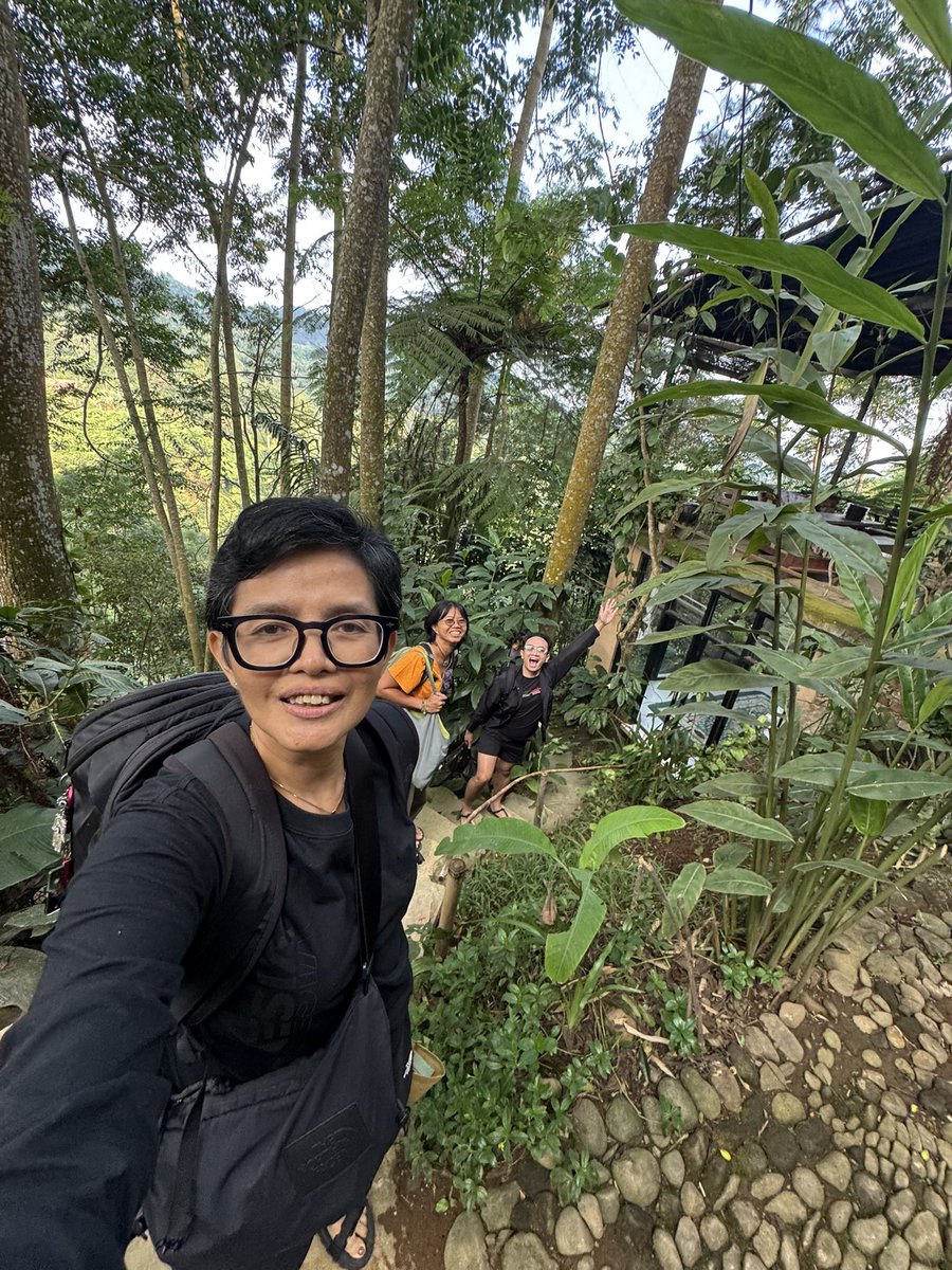 vhalhen123's tweet image. #wonderfulIndonesia
#Sukabumi
#westjava

Hibernation vibes for Independence Day  

#Indonesia80tahun
