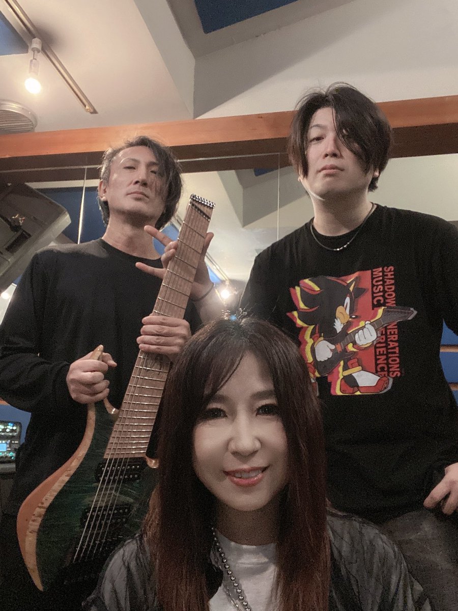 LITF_officialJP's tweet image. 本日はLost In the Flamesリハでした✨

都合によりSHØGOがお休みでしたが、本番に向け集中して演奏してきました🔥

8/24上野ライブで皆様にお会いできるのを楽しみにしてます☺️

#ロスフレ #litf #LostIntheFlames