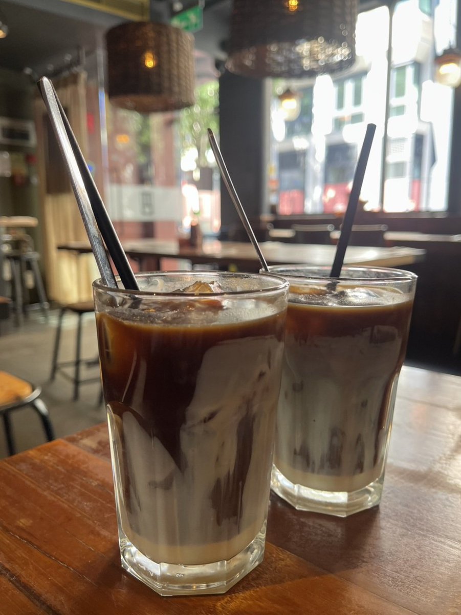 คืนนี้กลับบ้านแล้วค่า ทานข้าวเย็นกันหรือยังง พรุ้งนี้จะได้เจอกันละ #กล้วยกิน