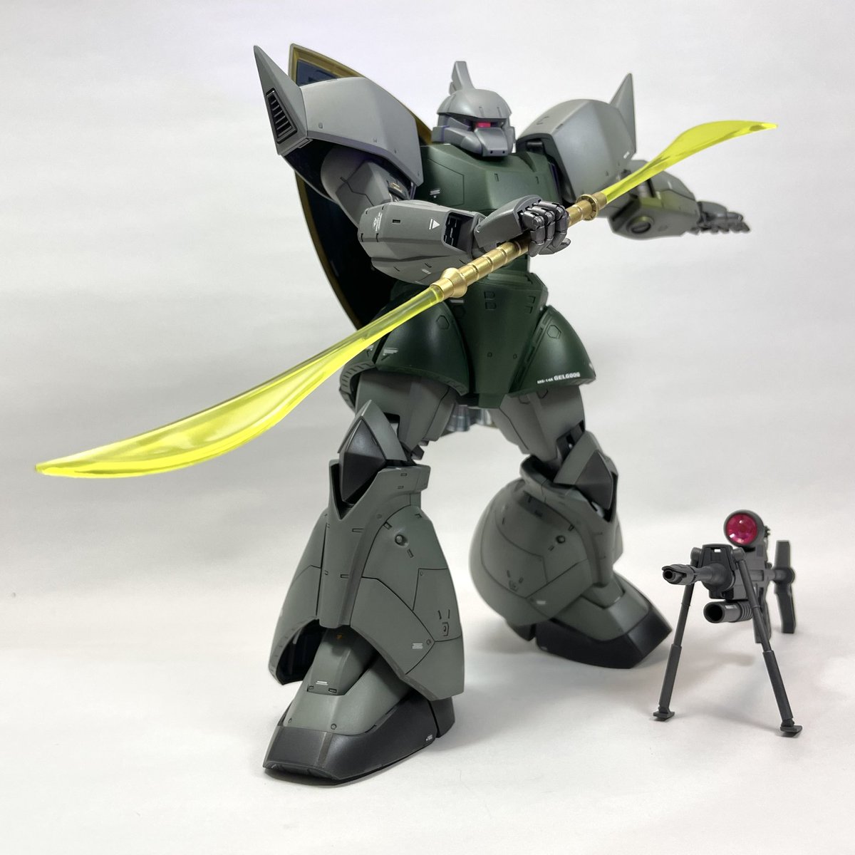 MGゲルググ ver2.0 完成！
模活を満喫したお盆休みでした。

#ガンダム
#ガンプラ
#プラモデルライフ
#50の手習い