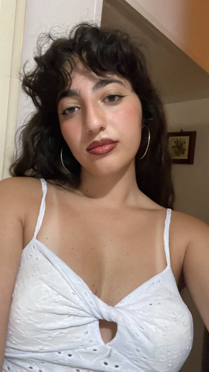 bankrupt4vic's tweet photo. you already know your wallet looks cuter when its empty, send

findom human wallet https://t.co/hK3GFolIIm