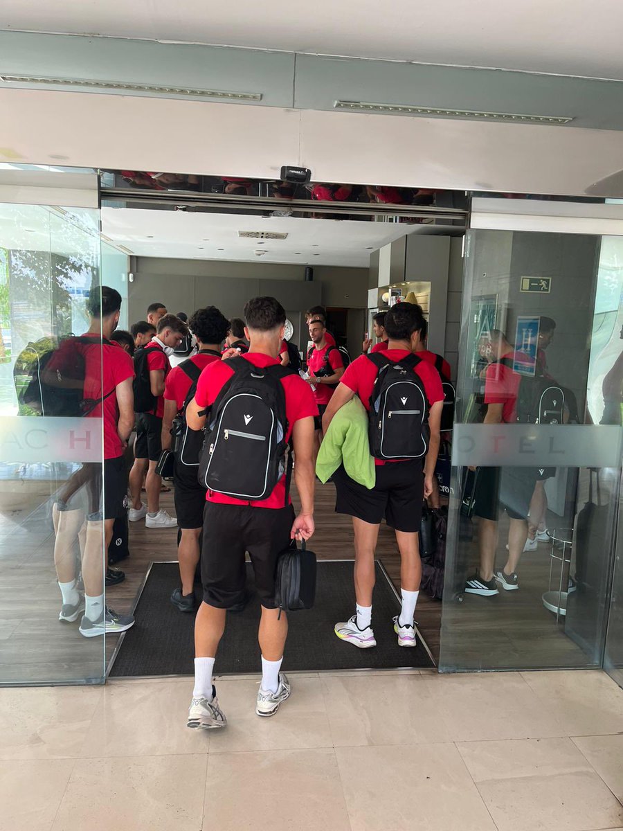 TROFEO COLOMBINO😍👏🏼|

El Zamora CF, tras dormir en Sevilla, llega a Huelva!😍

#VamosMiZamora