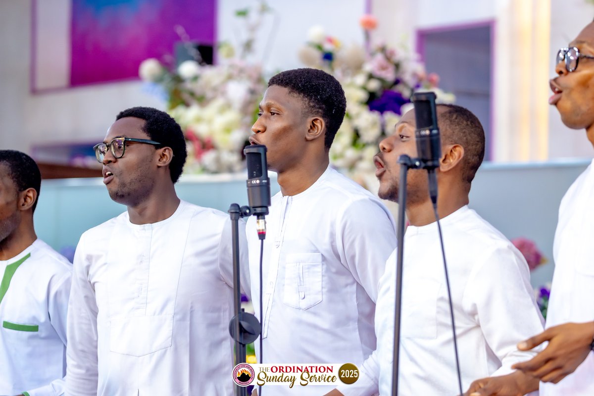MFMWorldwide's tweet photo. From the first negro spiritual song “John Saw the Numbuh” to the Ghanaian song “Odomankoma” and finally “Iwo to fe wa”.
We were truly blessed as they sang, danced and ministered to God's people.
@REAL_DKOLUKOYA @shadeolukoya
#OrdinationService
#DrDKOlukoya
#MFMWorldWide https://t.co/j2rgQix56Z