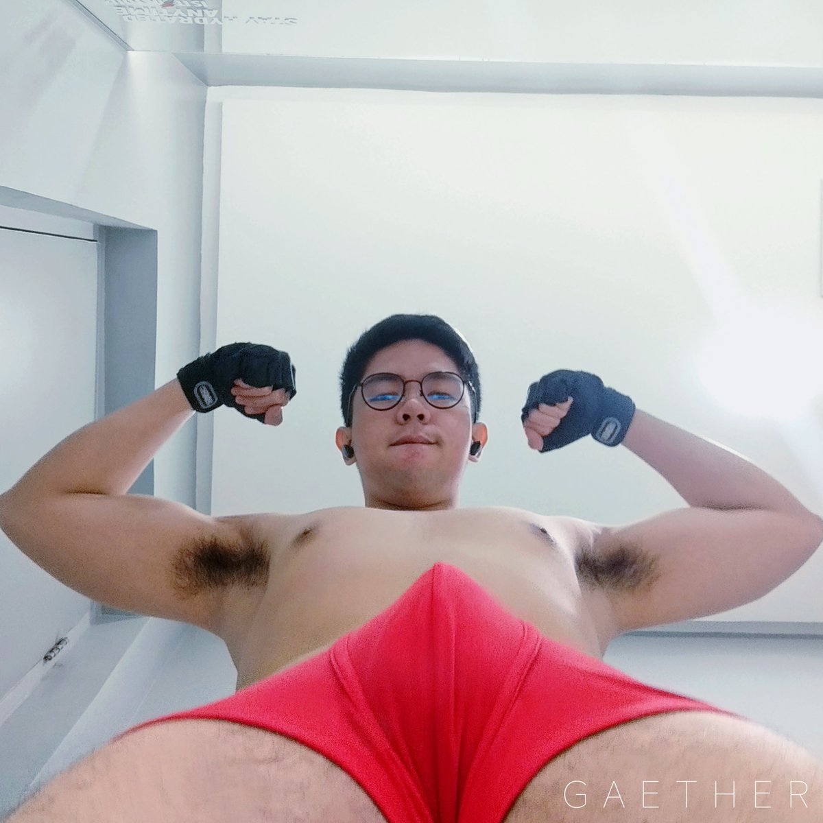 where's my armpits lovers at? wanna take a sniff? 😤

(might delete... if no one will take a sniff!)