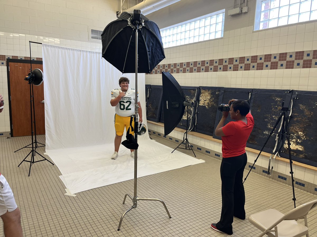 Stratford Spartan Football tweet media