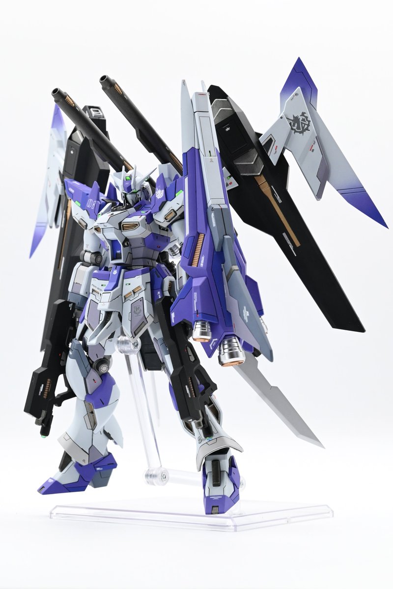 HGBF hi-νガンダムインフラックス 完成

仕事に家庭になかなか忙しく時間がかかりましたが頑張りました✨

・各部ディテールアップとシャープ化
・フロントアーマーの形状変更
・初グラデ塗装挑戦　　で仕上げました。

たくさんの方に見て頂けたら嬉しいです🙇‍♂️
#ガンプラ #gunpla