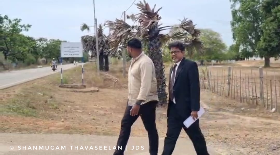 UPDATE: After being interrogated for over 7 hours about his journalistic work by the police counter- terrorism officers, journalist <a href="/kumanan93/">Kumanan</a>  left  Alampil CTID station with his lawyer Nadarajar Kandeepan,  a short while ago.