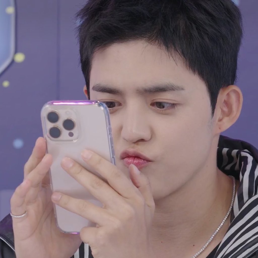 cheol being both handsome &amp; cutie in one