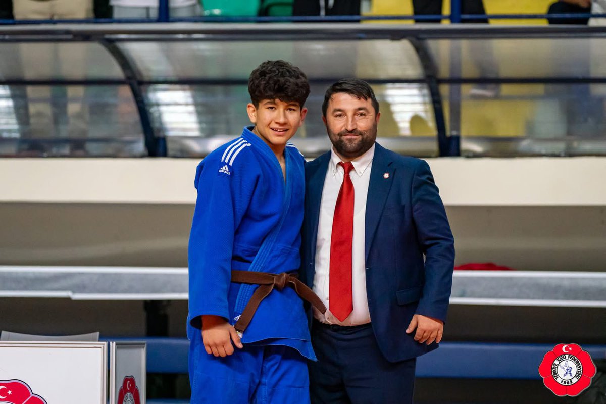 Millî Görev 🇹🇷

Judo sporcumuz Ahmet Buğra Kısa ve antrenörümüz Serkan Can, 17-24 Ağustos tarihleri arasında Konya ilinde gerçekleşecek yıldız erkekler milli takım kampına katıldı.

<a href="/gencliksporbak/">Gençlik ve Spor Bakanlığı 🇹🇷</a>
<a href="/OA_BAK/">Dr. Osman Aşkın Bak</a>
<a href="/ramazandemir_55/">Ramazan DEMİR</a>