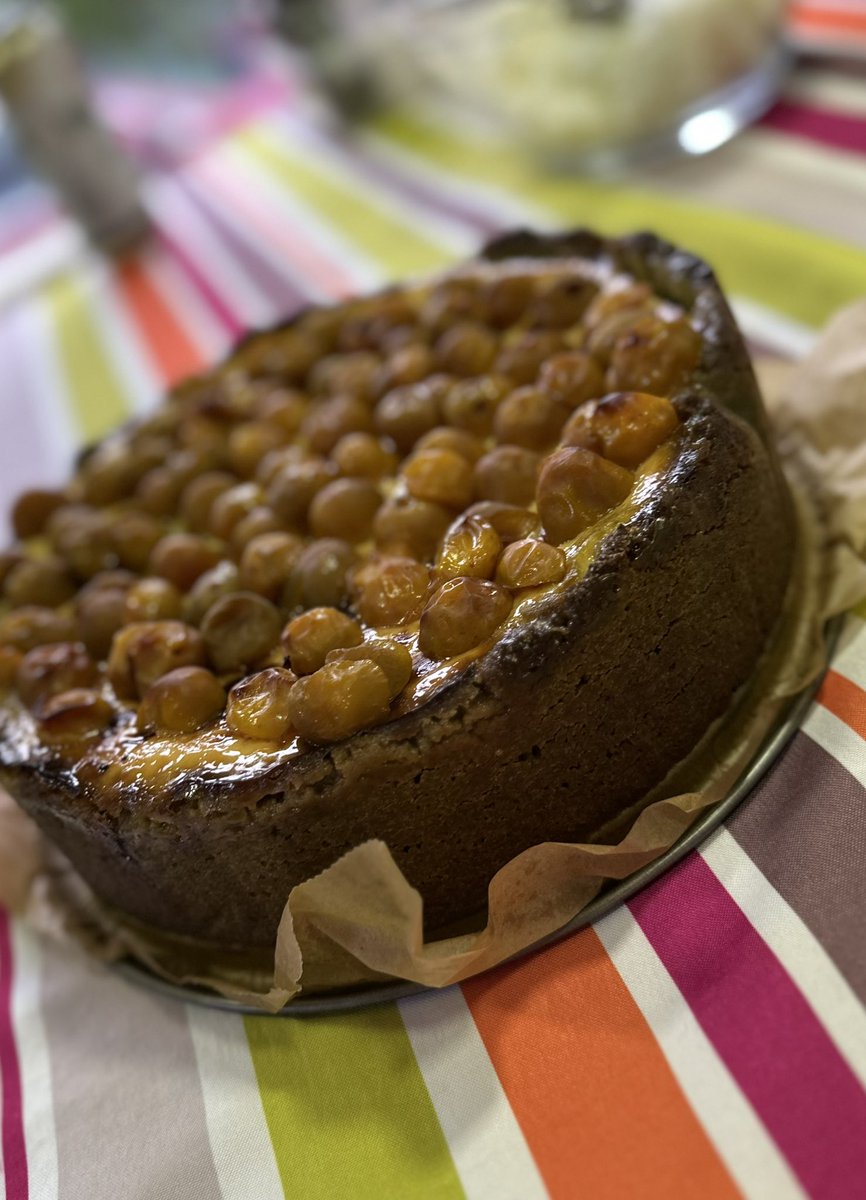 Ajisai45361845's tweet image. 今旬の
ミラベルケーキ！
焼いてみた！😃

午後のカフェのお供に☕️🍰
Have a peaceful Sunday afternoon✨✨
#Mirabelle