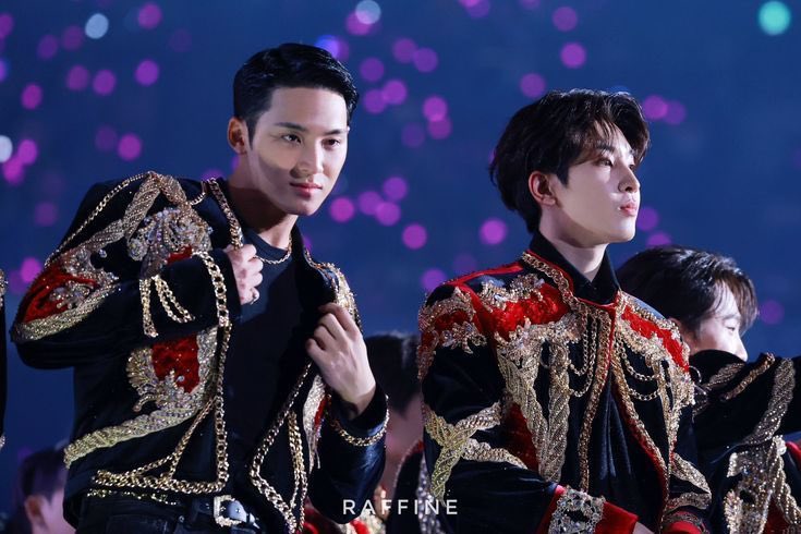 Eh kok bisa ya ada pasangan seperfect ini. Bener2 kaya keluar dari manhwa. PAHAM GAK SIH??????!!?!!!