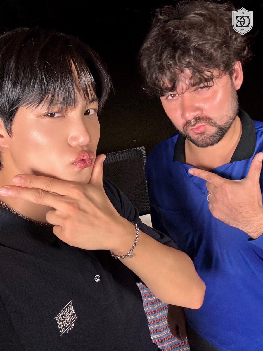 จงอินน่าจะชอบน้องโน่จริง ลงในแอป weverse ของเมมเบอร์ชิปให้ด้วย 55555555555555555555555555555555555555555 ถ่ายรูปคู่ไว้เยอะขนาดไหนหนิ ปังคักโพด

#เฮ็ดอย่างเซียนหรั่งxKAI #เฮ็ดอย่างเซียนหรั่ง