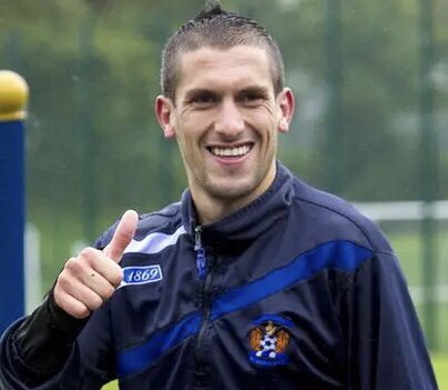 Who remembers this fella? Rare Ismael Bouzid signed player issued away shirt from season 2013/14. Bouzid only appeared in 4 games for <a href="/KilmarnockFC/">Kilmarnock FC</a>, hampered by injury he left for a short term trial with Rangers (unsuccessfully) then on to Luxembourg. Cracking shirt 🟥⬜️🟥