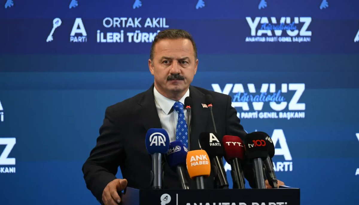 Yavuz Ağıralioğlu'nun MHP Lideri Bahçeli hakkındaki ithamlarına sert tepki: YAVAŞ OL, OSMANİYE'DESİN

turkgun.com/siyaset/yavuz-…

#YavuzAğıralioğlu