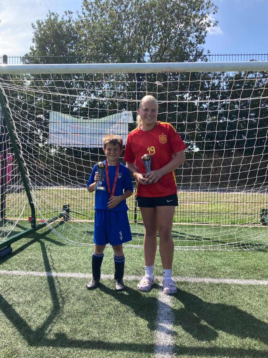 FSD_CACT's tweet photo. FOOTBALL HOLIDAY COURSES
π Congratulations to all our award winners for week 3 of the summer βοΈ
#CACTFSD #CAFC β½οΈπ΄βͺοΈ https://t.co/DGsG2XITQH