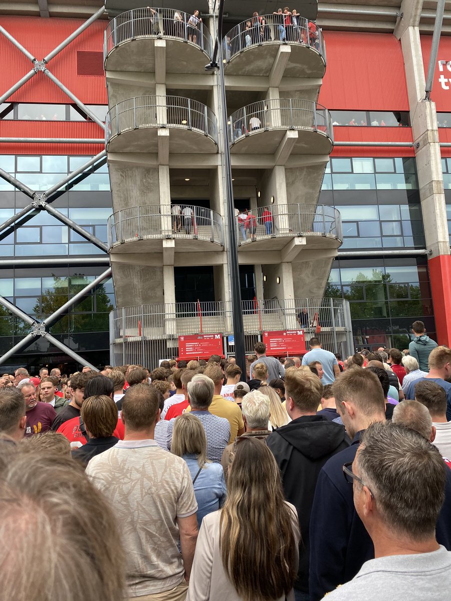 Michel van Ballegooij tweet media