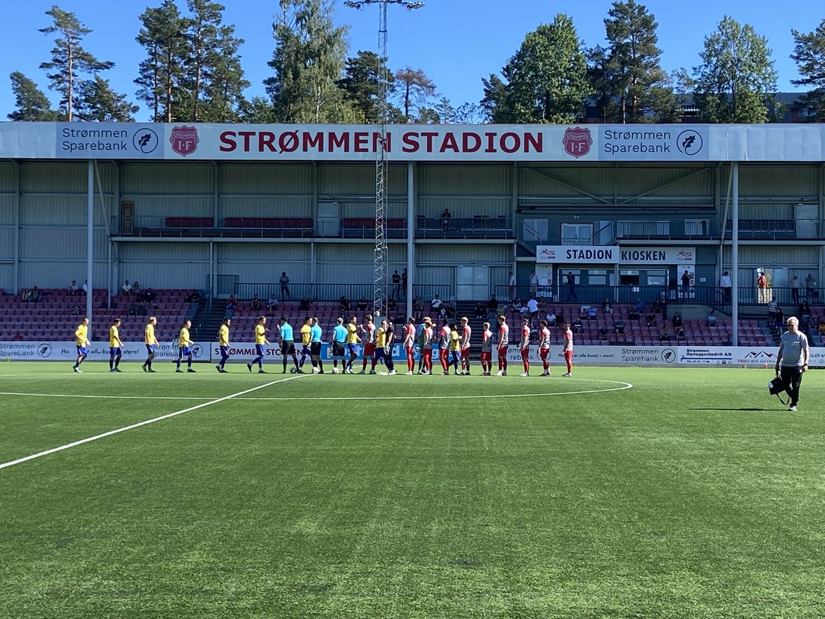Da er vi i gang <a href="/StrommenIF/">Strømmen IF</a> - <a href="/GrorudFotball/">Grorud Fotball</a> <a href="/SIFGreyhounds/">Strømmen Greyhounds</a>