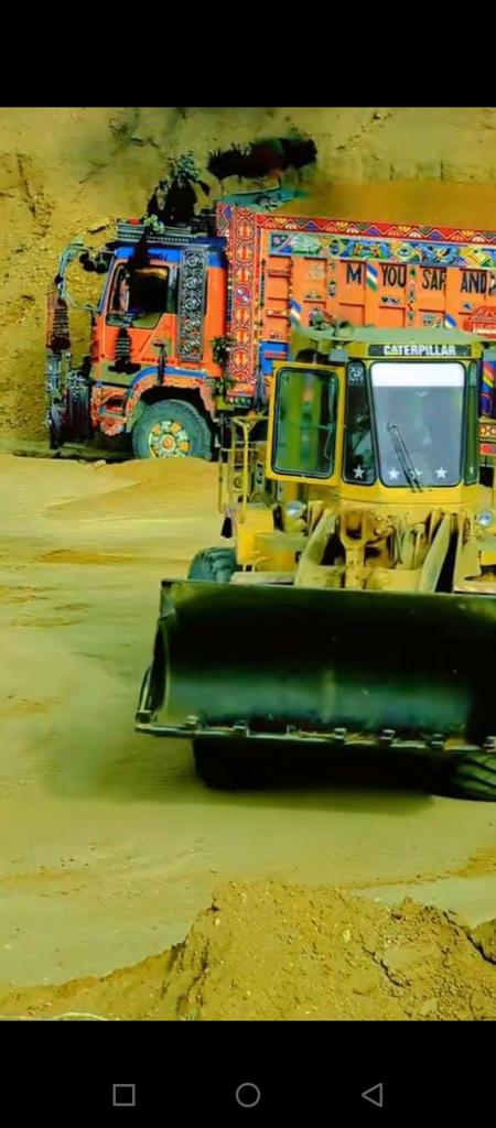 ShahidR58468830's tweet image. ملير ۽ جامشورو جو ڪوھستاني علائقو صديون پراڻي تهذيب رکندڙ آهي. رومي طرز جون قبريون، مال مويشي، باغباني ۽ چراگاهون هتي جي زندگي جو حصو رهيون. 
#Malir #Kohistan 
#Savekirthar 
#SayNoBahriaTown 
@BalochHafeez201