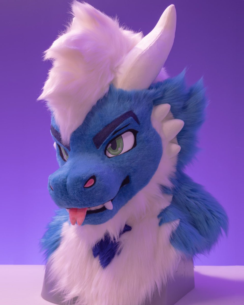 A new commission has been completed! A wild blue dragon has