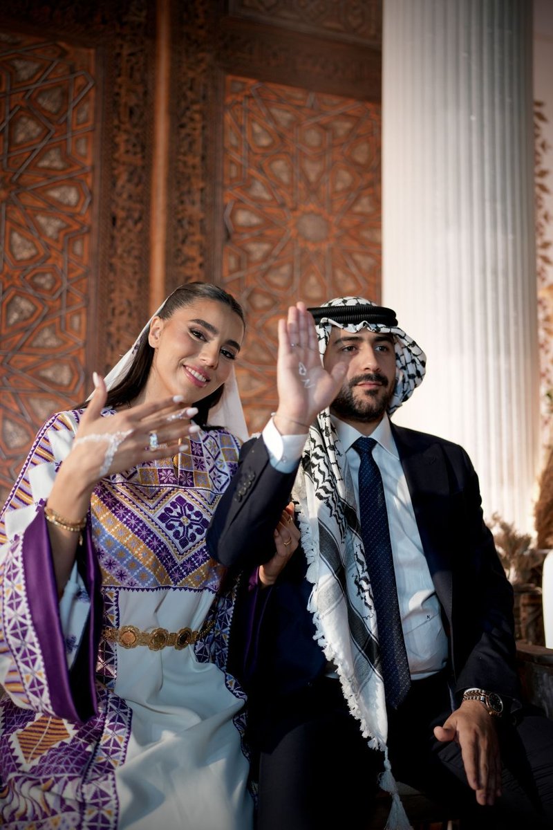 Rooted in Heritage, Wrapped in Love: A Henna Celebration in Amman
See here
buff.ly/n09T1pS 
#Henna #Hennanight #amman #palestine