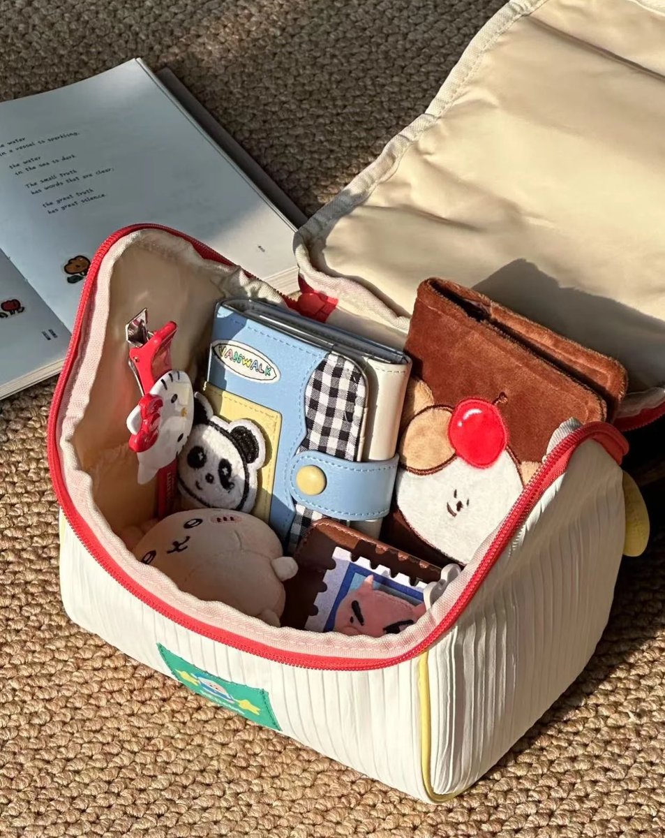 น่ารักม้ากก;-; 390 ไม่ขายแล้ว ตอนนี้ mid month sale น้องลดเหลือ 100.- เองฮ่ะะ🏠🌳