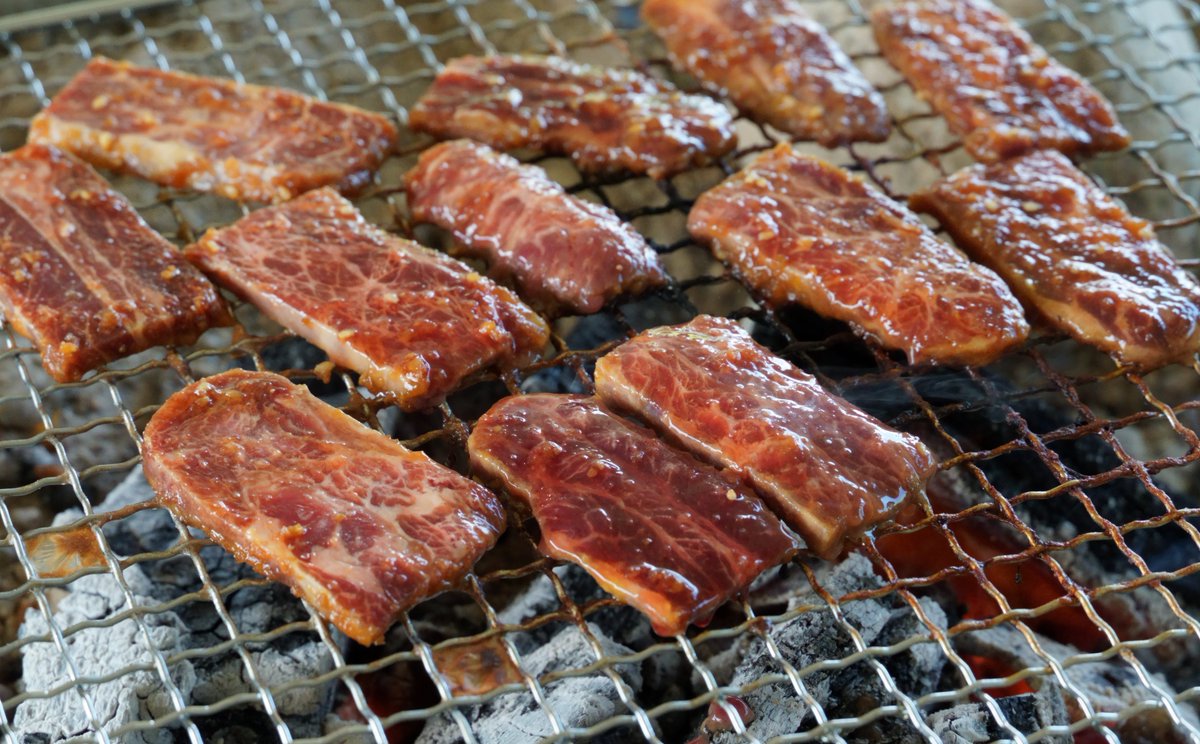 artbbt_v's tweet photo. BBQのやーつ https://t.co/JDSD5TzUrI