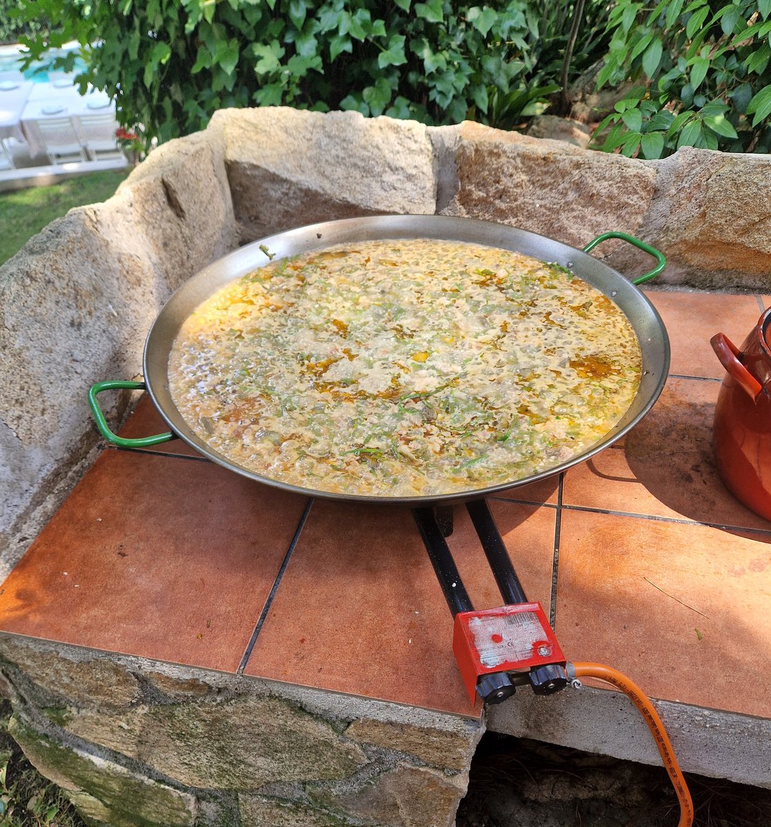 Al lío 👨🏻‍🍳 #arroz #familia #cocinacasera #Verano2025