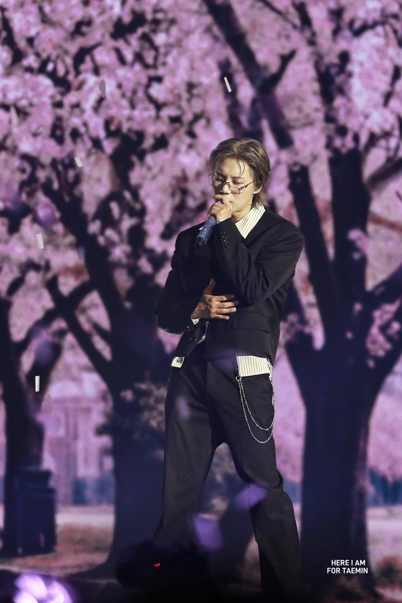 Here-iam tweet media