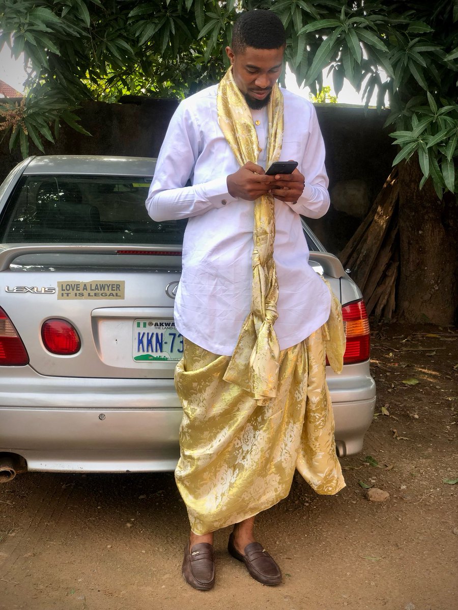 WisdomAting's tweet photo. Éyén Akwa Ibom asemde efik

Leave a comment if you’re from Akwa Ibom, tag any friend you know that’s from Akwa Ibom.

Akwa Ibom Ayaya 

Btw, see that secret CTA on the car 😉 https://t.co/RyoSujOKqi