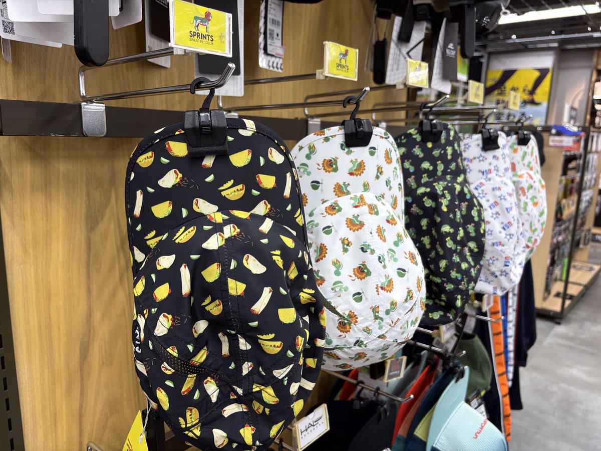 ishiiyokohama's tweet image. アートスポーツヨドバシ横浜店です。
カジュアルでありながら高機能なスプリンツ SPRINTS オージーハッツ キャップ」は、ランニングファッションを楽しみたい全ての方におすすめです🧢✨
只今、13%ポイントアップキャンペーンも実施中です❗️
是非、この機会にお試しください😊
#SPRINTS #スプリンツ