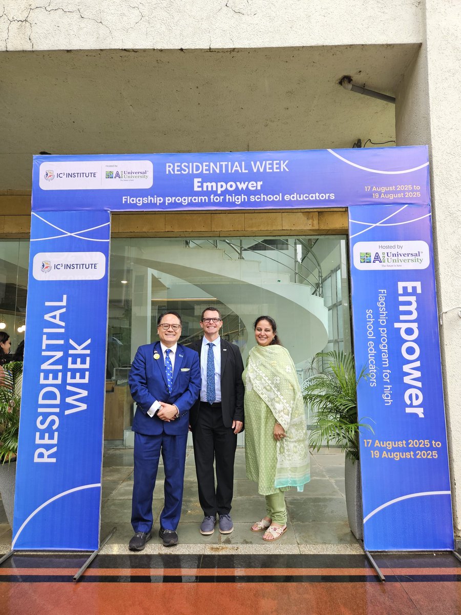 ProfSmak's tweet image. One year later...
August 17, 2025
The adventure continues at
@universalaiuniv
... Playing American flag football with IC3 conference attendees!
#SoarHigh