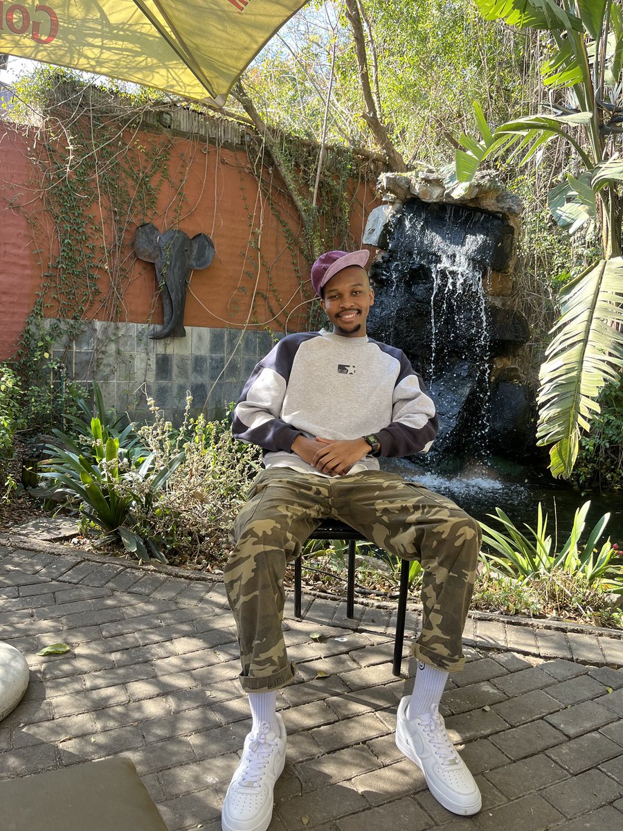 alsobantu's tweet photo. partially functional, half of me is comfortable the half is close to the cliff. https://t.co/mnM5zcVEne