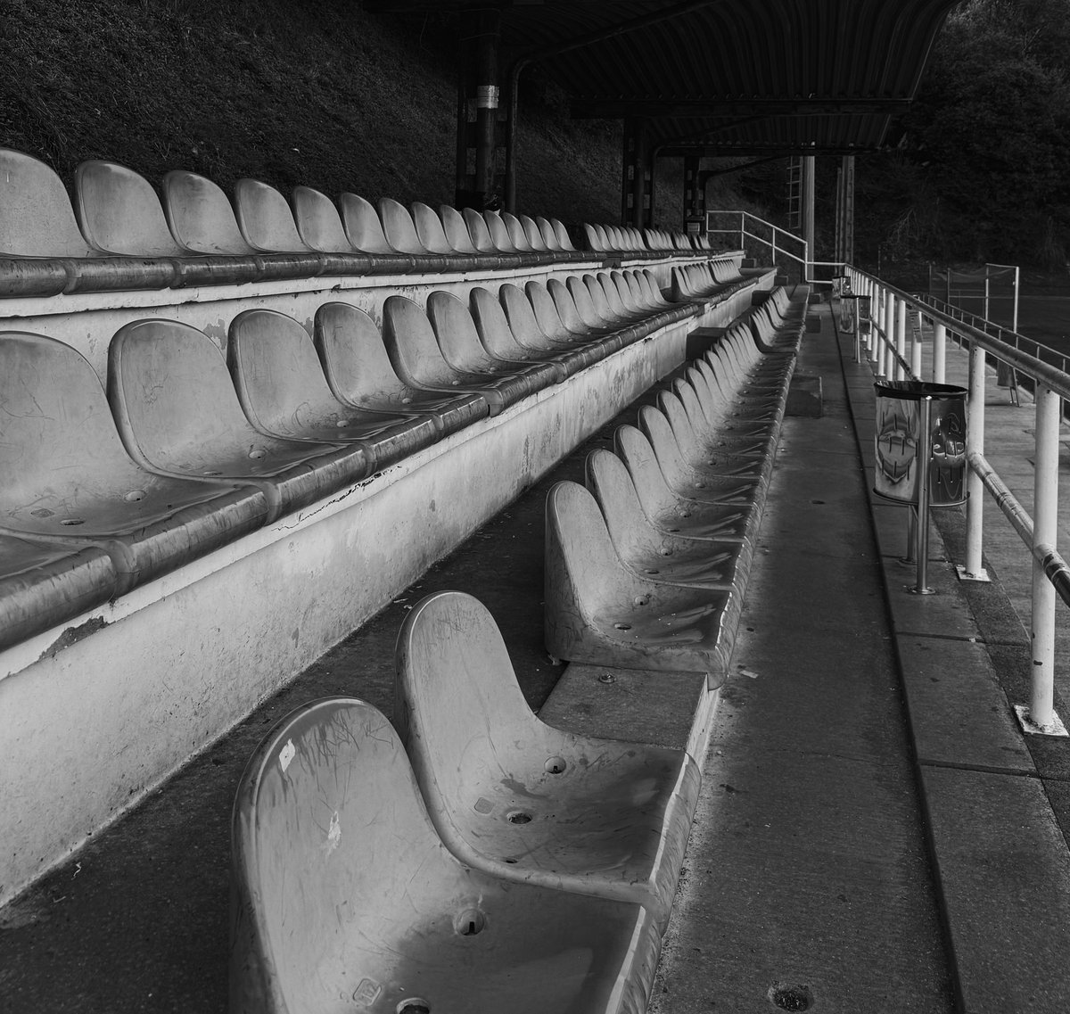 Os dejo por aquí la segunda entrega de mi newsletter, en la que explico de dónde viene mi afición por ver fútbol de cantera y la importancia de <a href="/Dbenavides2B/">Dani Benavides</a> para saber que quería ser periodista. 

También respondo a algunas de vuestras preguntas. 

🖇️ open.substack.com/pub/junelavin/…