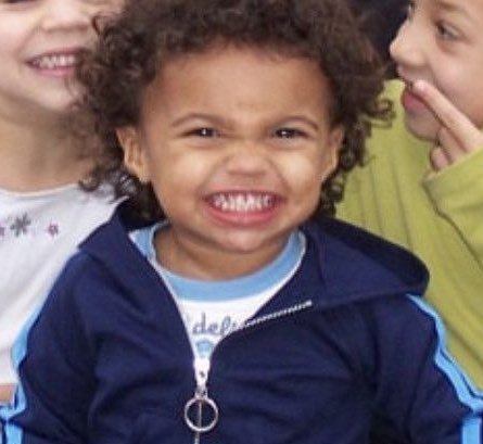_deenersss's tweet photo. Look at that goofy smile!🥺♥️ https://t.co/dRWyqBCcxl