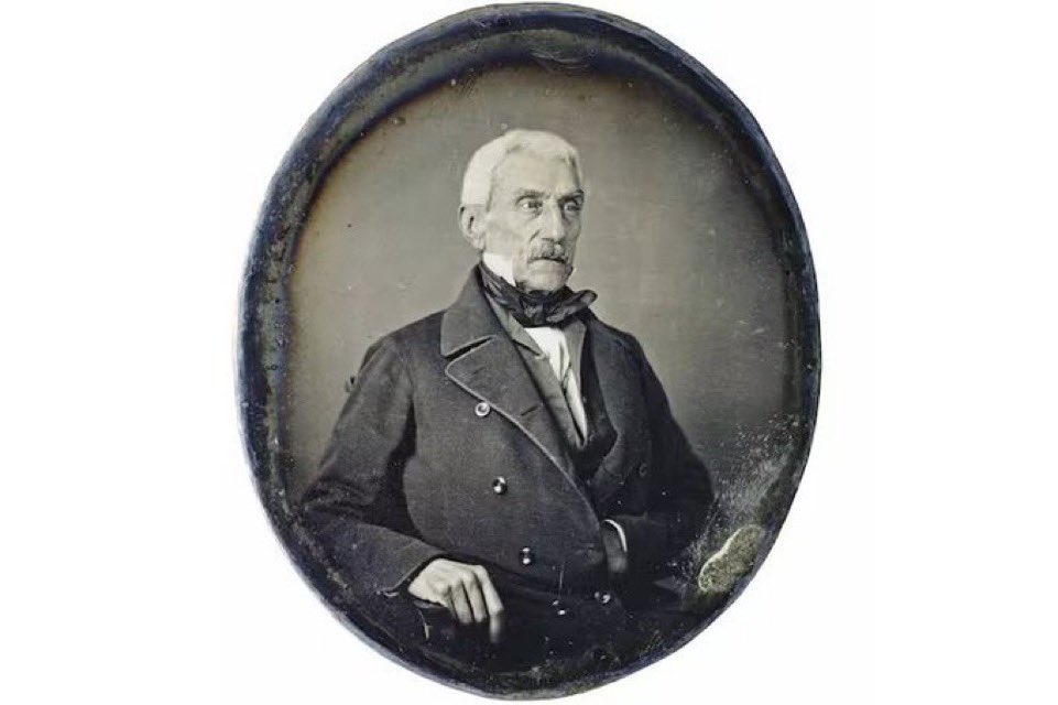 “Un día se sabrá que esta patria fue liberada por los pobres y los hijos de los pobres, nuestros indios y los negros, que ya no volverán a ser esclavos de nadie”

General Don José de San Martín 🇦🇷