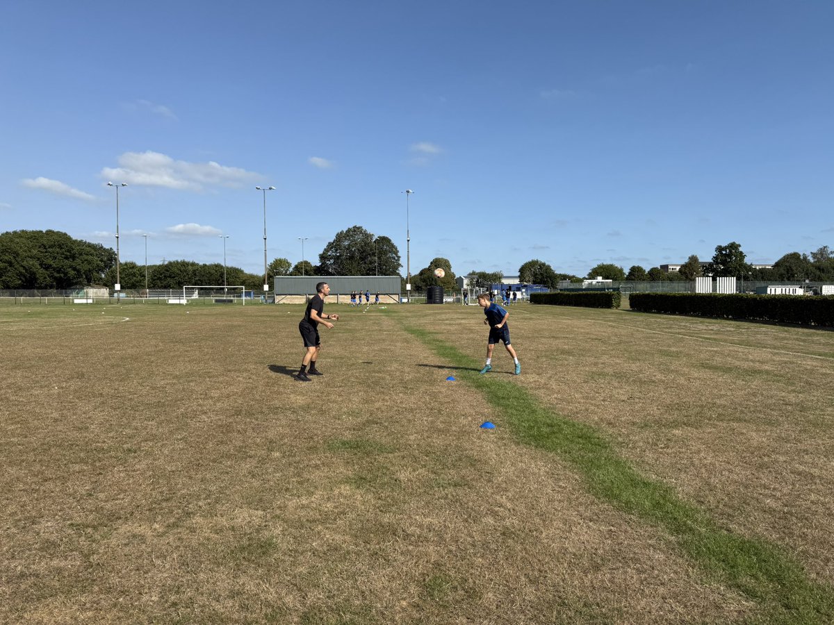 HamblePhil's tweet image. really happy that Luke has started skills training with a great retired football league player Craig Stanley @Staners6 

As well as being the Winchester coach he is now offering his services to work on a 1-2-1

His tactical advice was superb alongside excellent skills training ✅