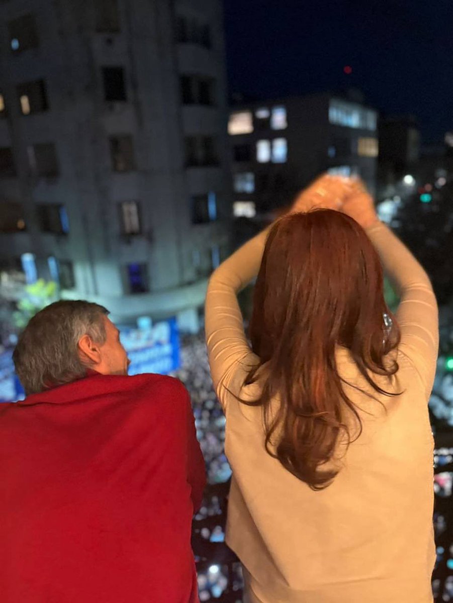 Con mucha emoción firmé como candidata a diputada nacional por Fuerza Patria. Firmé en el <a href="/p_justicialista/">Partido Justicialista</a> que preside Cristina, hoy presa y proscripta por defender a su Pueblo.

Contra el odio de Milei, vamos el 26 de octubre a llenar las urnas de fuerza y esperanza ♥️🇦🇷